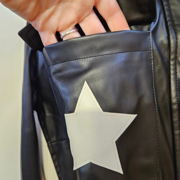 Forever 21+ Black and White Faux Leather Jacket Size 3X NWT Stars Casual Goth - Picture 4 of 12